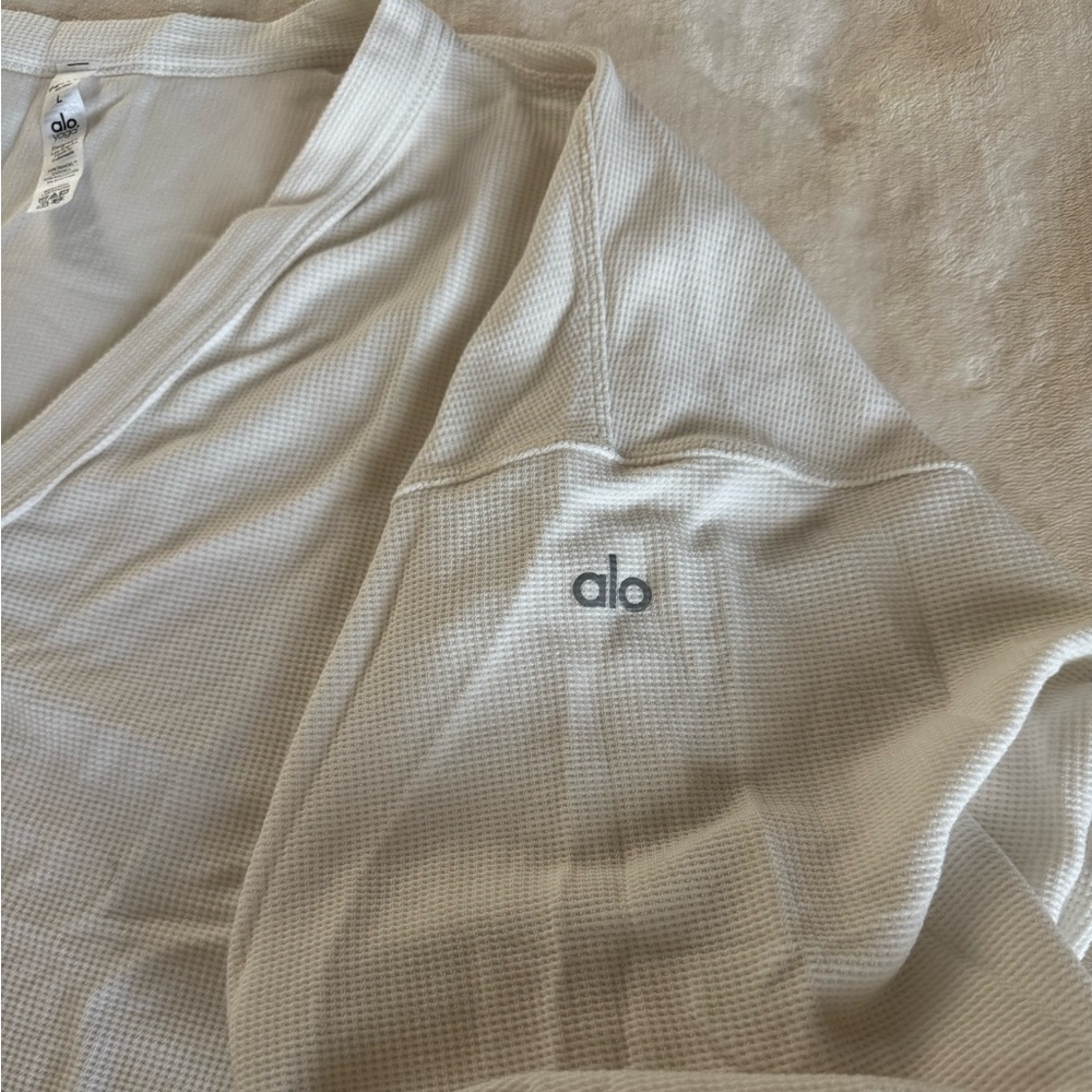 All Yoga Micro Waffle Pleasant Cropped Henley - Picture 3 of 4